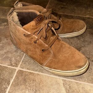 UGG Men's Brown Suede Chukka Boots